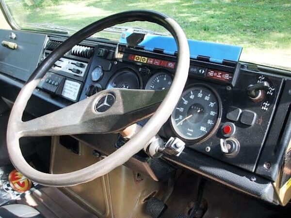 1983 MERCEDES-BENZ UNIMOG - Image 6