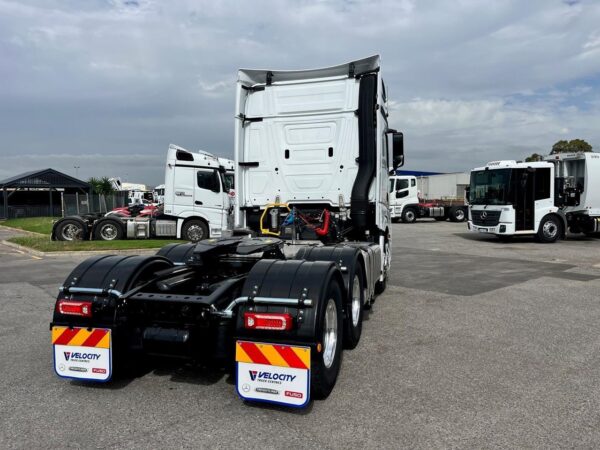 2023 MERCEDES-BENZ ACTROS 2653 - Image 3