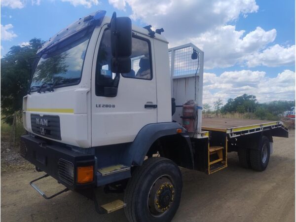 2002 MAN LE 280B - Image 2