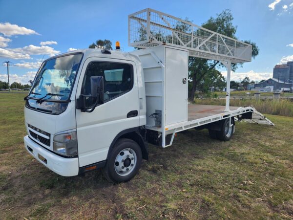 2009 FUSO CANTER 4.0 - Image 6