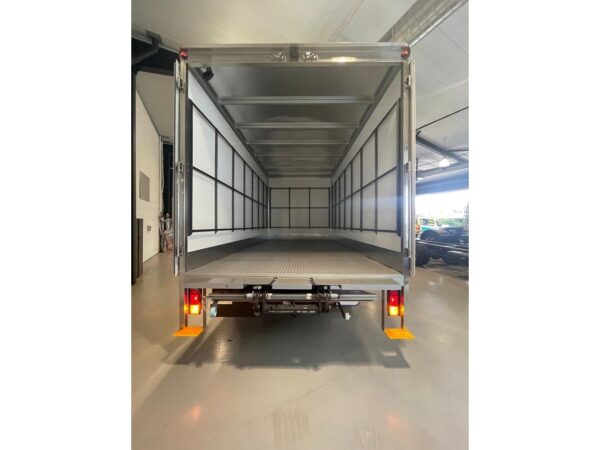 2024 FUSO CANTER 515 - Image 5