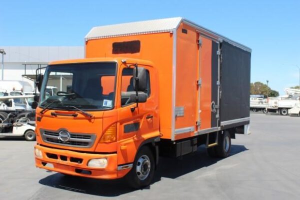 2008 HINO 500 SERIES - FC 1022