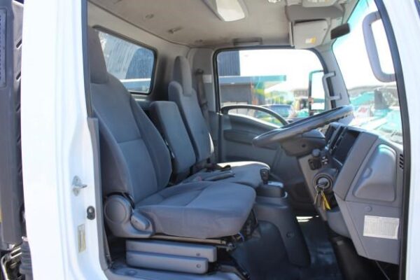 2013 ISUZU NQR450 - Image 23