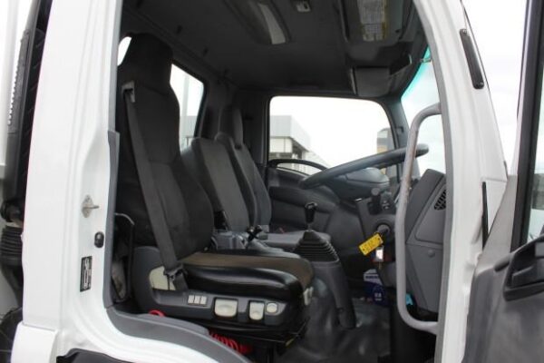 2008 ISUZU FRR500 - Image 7