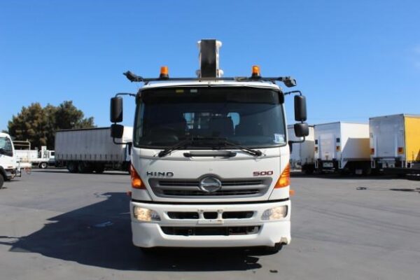 2011 HINO 500 SERIES - FG 1628 - Image 2