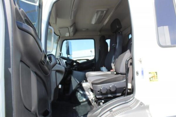 2011 HINO 500 SERIES - FG 1628 - Image 20