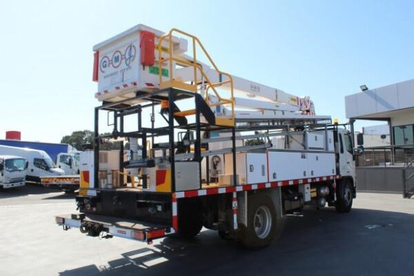 2011 HINO 500 SERIES - FG 1628 - Image 4