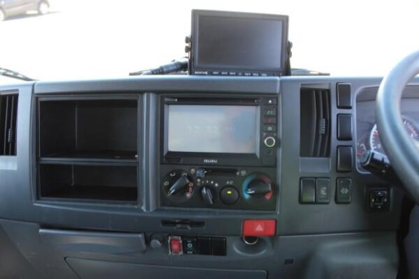 2016 ISUZU NNR45-150 - Image 13