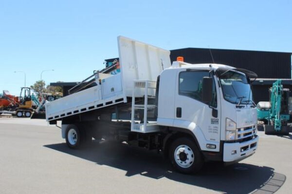 2013 ISUZU FSR850 - Image 3