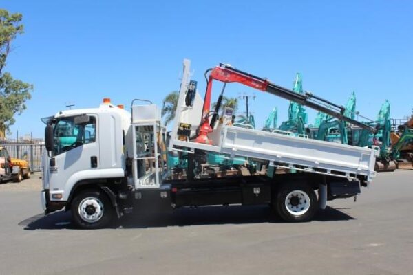 2013 ISUZU FSR850 - Image 8
