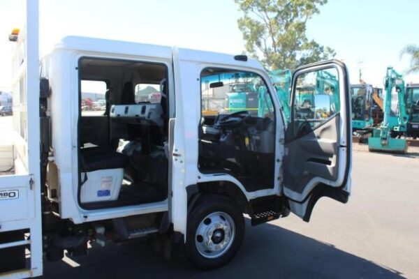 2017 FUSO CANTER 815 - Image 13