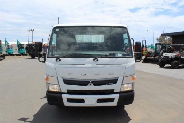 2018 FUSO CANTER 515 - Image 2