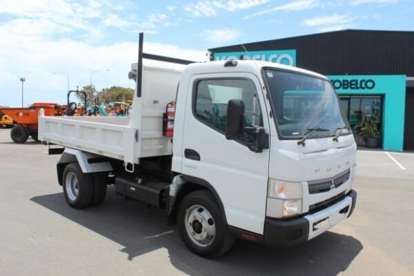 2018 FUSO CANTER 515 - Image 3