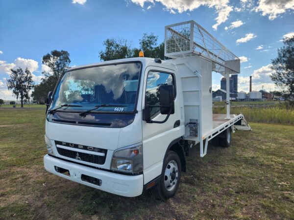 2009 FUSO CANTER 4.0 - Image 8