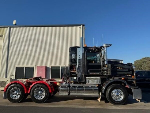 2017 KENWORTH T659 - Image 17