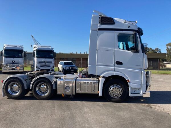 2019 MERCEDES-BENZ ACTROS - Image 2