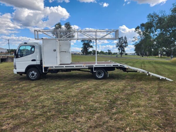 2009 FUSO CANTER 4.0 - Image 13