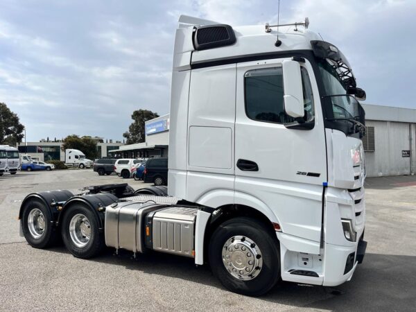 2024 MERCEDES-BENZ ACTROS 2658 - Image 4