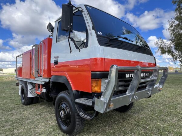 1994 MITSUBISHI CANTER FG 4X4