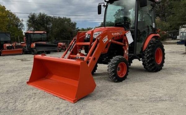 2024 KUBOTA LX2620HSDC - Image 4