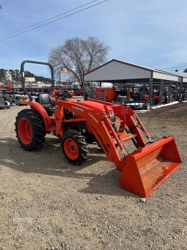 2016 KUBOTA L2501HST - Image 6