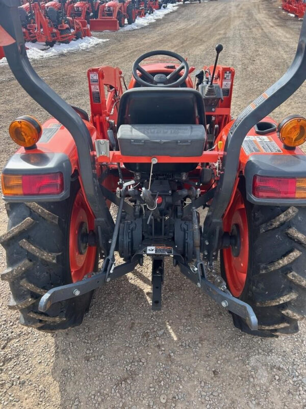 2016 KUBOTA L2501HST - Image 3