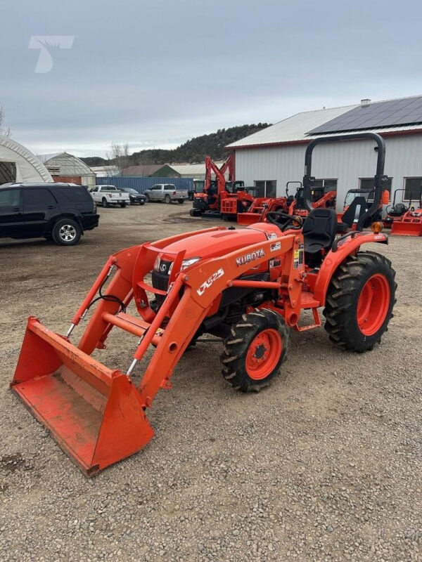2019 KUBOTA L3901HST