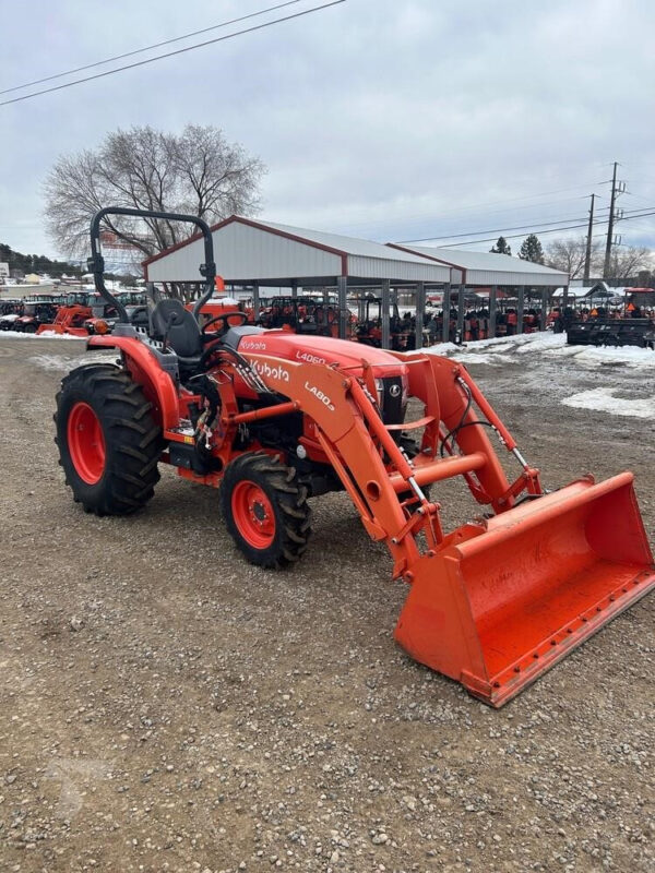 2021 KUBOTA L4060HST - Image 6