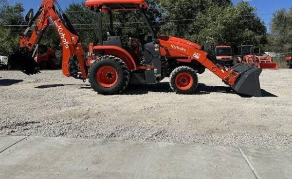 2024 KUBOTA L2502HST