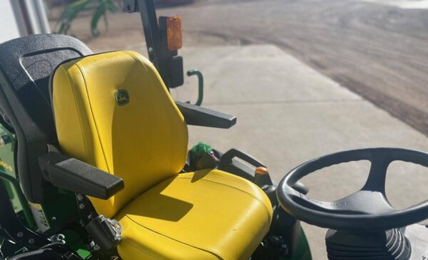 2021 JOHN DEERE 1025R - Image 5