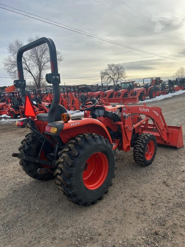 2020 KUBOTA L2501HST - Image 5