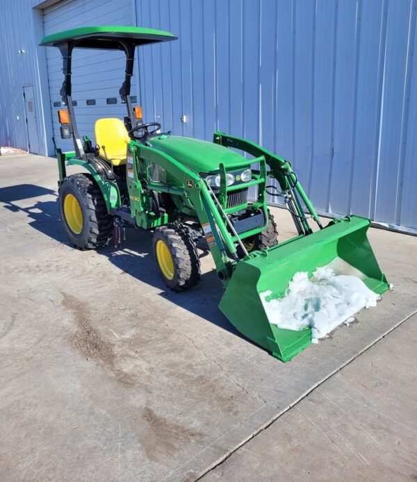 2015 JOHN DEERE 2025R