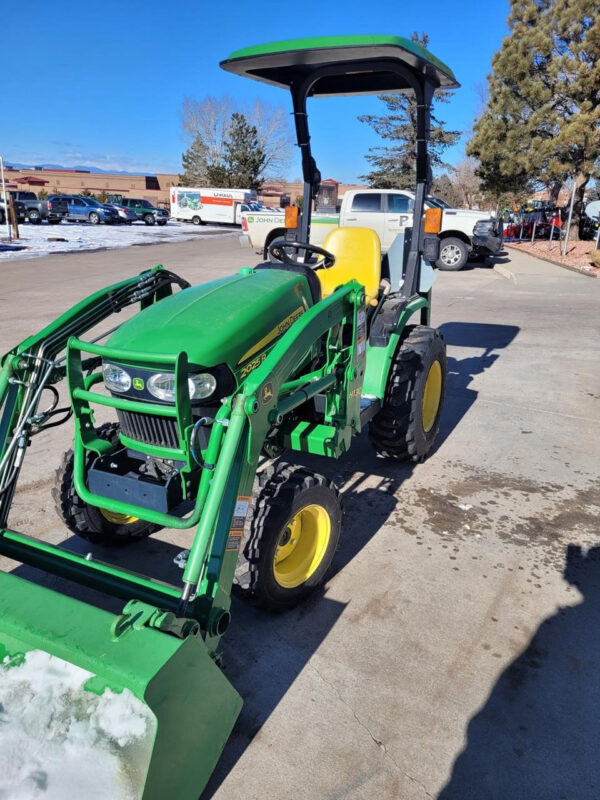 2015 JOHN DEERE 2025R - Image 4