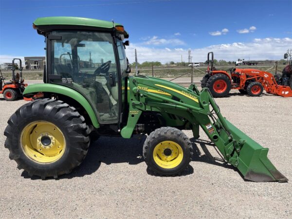 2012 JOHN DEERE 4520