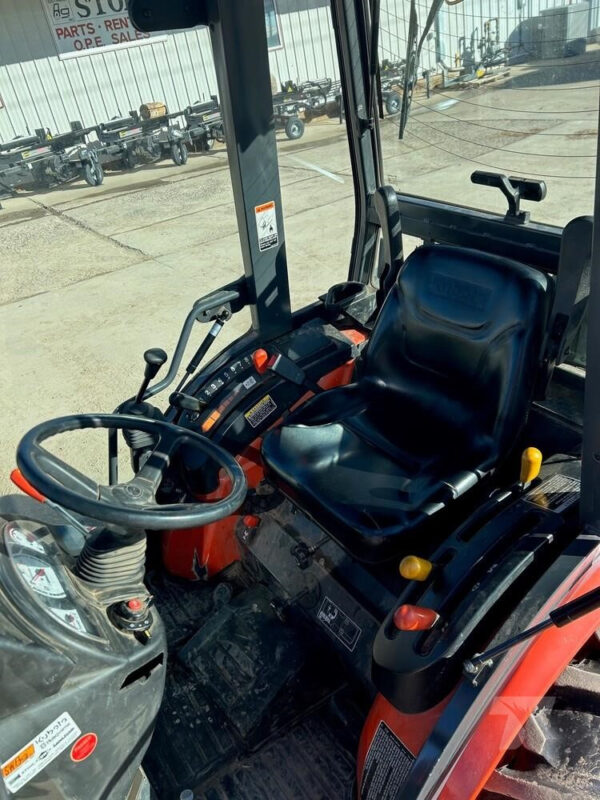 2011 KUBOTA B3000HSDCC - Image 4