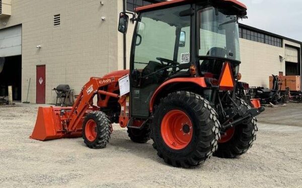 2024 KUBOTA LX2620HSDC - Image 6