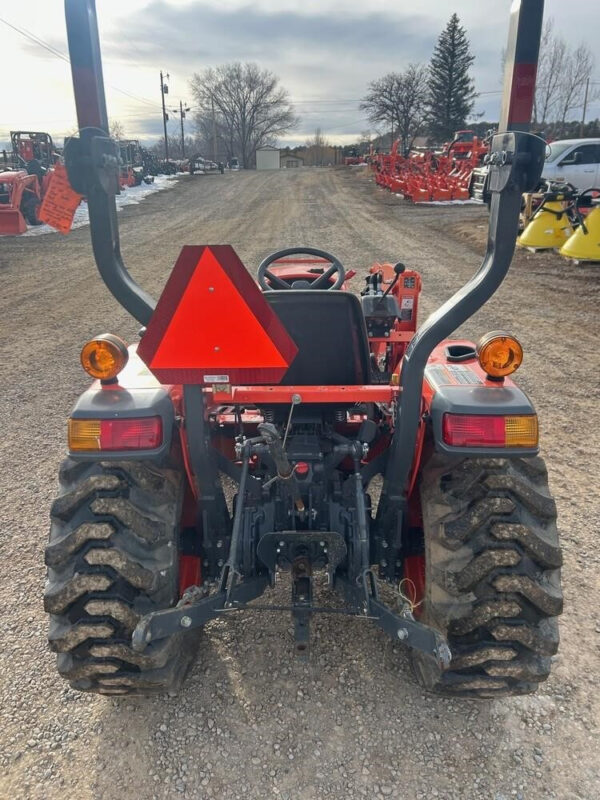 2021 KUBOTA L2501HST - Image 4