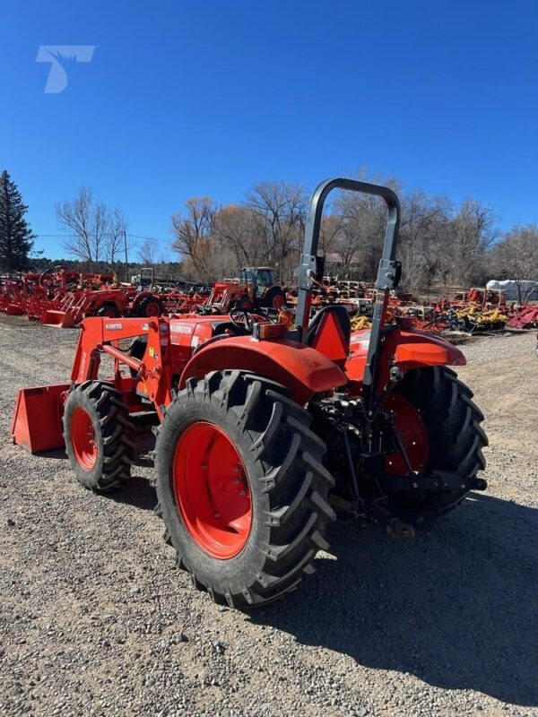 2019 KUBOTA M5660SUHD - Image 4