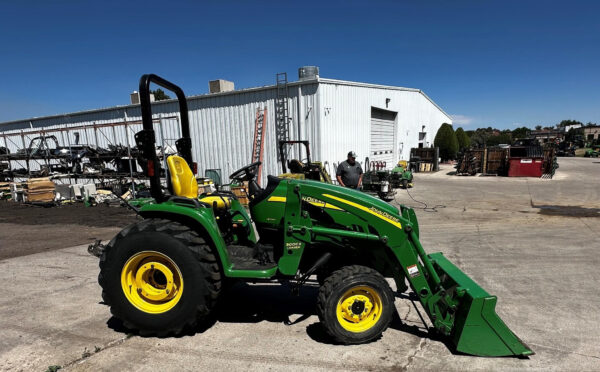 JOHN DEERE 3520 - Image 16
