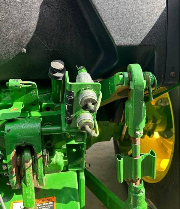 2017 JOHN DEERE 5055E - Image 6