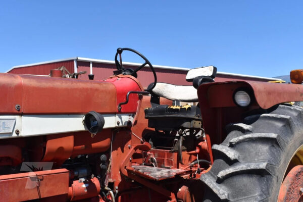 1968 INTERNATIONAL 656 - Image 3
