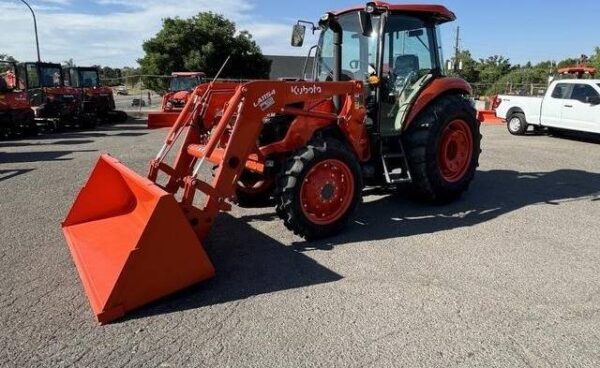 2024 KUBOTA M7060HDC12 - Image 3