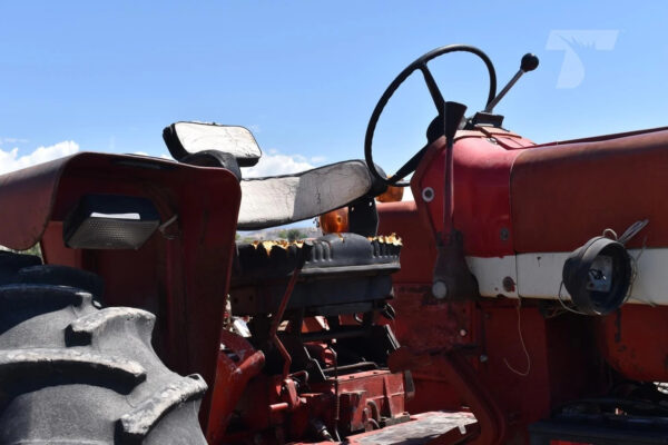 1968 INTERNATIONAL 656 - Image 2