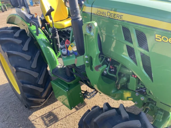 2022 JOHN DEERE 5045E - Image 5